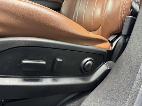 Used 2016 Chevrolet Traverse LTZ image 14