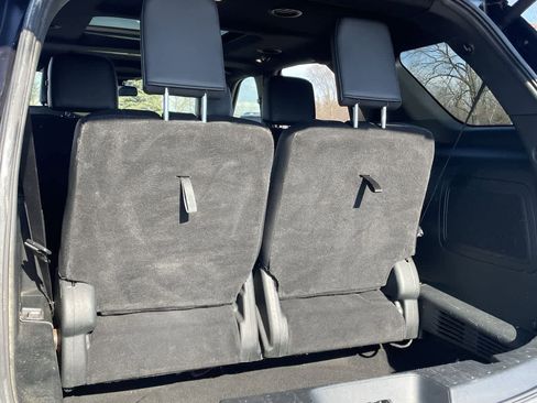 Used 2019 Ford Explorer Sport w/ Equipment Group 401A image 17