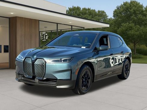 Certified 2024 BMW iX xDrive50 w/ Convenience Package AWD/4WD image 2