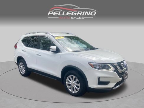 Used 2017 Nissan Rogue S w/ S Appearance Package AWD/4WD image 9
