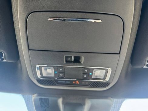 Used 2022 Ford F150 Lightning Lariat AWD/4WD image 41