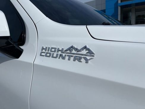 Used 2024 Chevrolet Tahoe High Country w/ Advanced Technology Package image 16