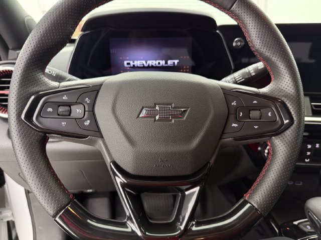 Used 2026 Chevrolet Trax RS w/ Sunroof Package FWD image 9