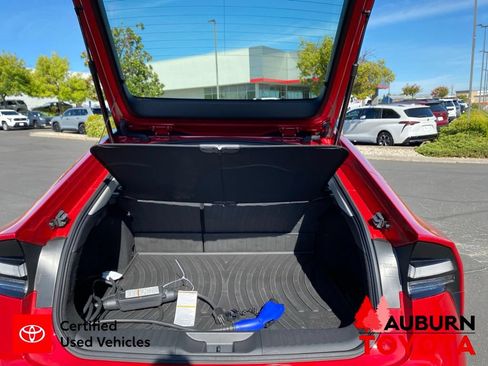 Certified 2024 Toyota Prius Prime FWD image 12