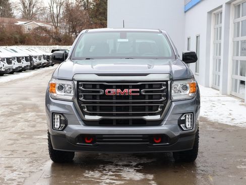 Used 2022 GMC Canyon AT4 image 5
