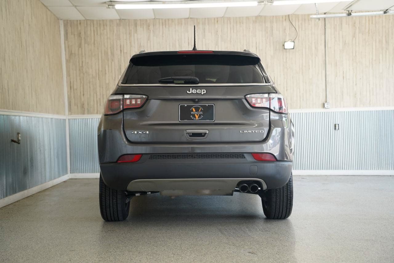 Used 2018 Jeep Compass Limited w/ Navigation Group AWD/4WD image 8