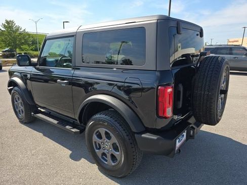 Used 2024 Ford Bronco Big Bend AWD/4WD image 3