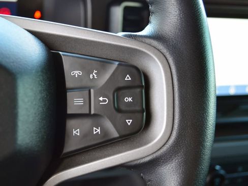 Used 2022 Ford Bronco Black Diamond image 16