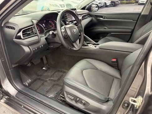 Certified 2022 Toyota Camry XSE w/ Navigation Package FWD image 11