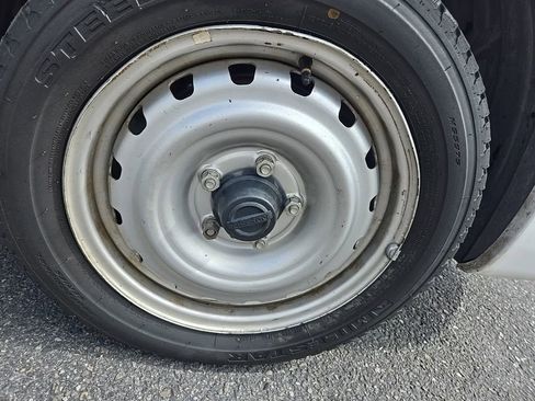 Used 2021 Nissan NV200 S w/ Back Door Glass Package image 35