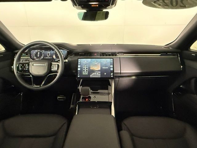 Used 2025 Land Rover Range Rover Sport Dynamic SE AWD/4WD image 15