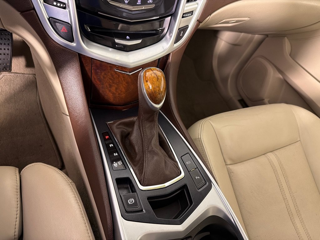 Used 2015 Cadillac SRX Luxury FWD image 17