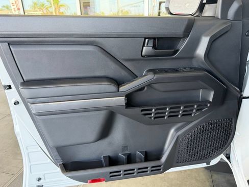 New 2026 Toyota Tacoma SR5 AWD/4WD image 15