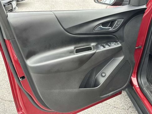 Used 2018 Chevrolet Equinox LT w/ Sun & Infotainment Package image 30