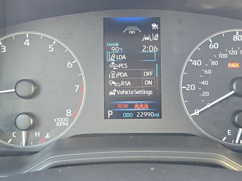 Certified 2025 Toyota Corolla LE image 26