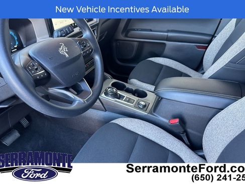 Used 2025 Ford Bronco Sport Big Bend image 13