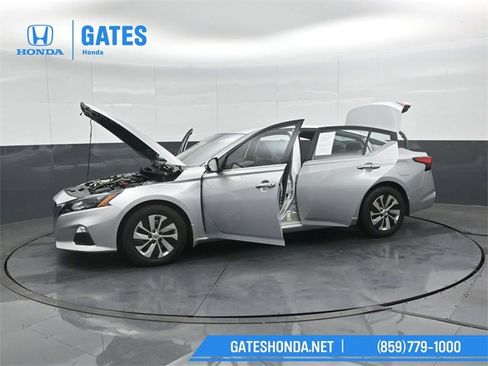 Used 2022 Nissan Altima 2.5 S image 48