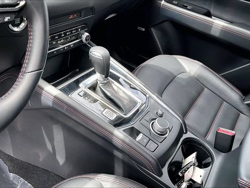 Certified 2025 MAZDA CX-5 Carbon Edition AWD/4WD image 9