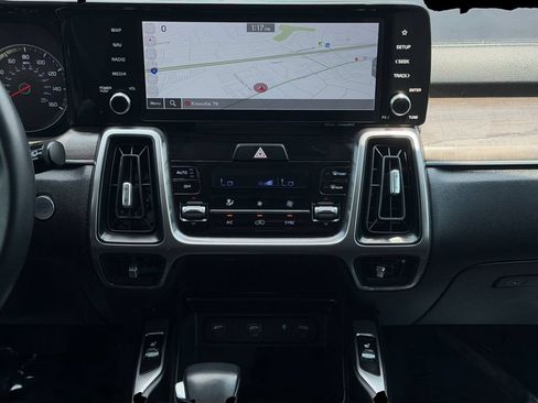 Used 2023 Kia Sorento S w/ Panoramic Sunroof Package AWD/4WD image 22