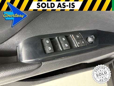 Used 2019 Toyota Camry LE FWD image 14