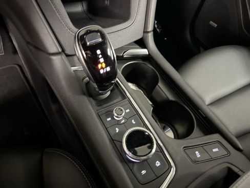 Certified 2022 Cadillac XT5 Luxury FWD image 15