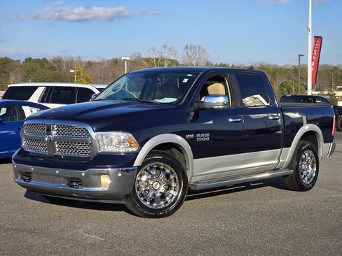 Used 2017 RAM 1500 Laramie w/ Convenience Group image 2