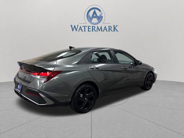 Certified 2026 Hyundai Elantra Sport w/ Cargo Package FWD image 7