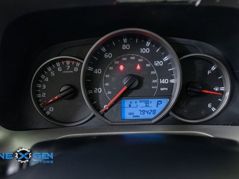 Used 2016 Toyota RAV4 LE FWD image 17