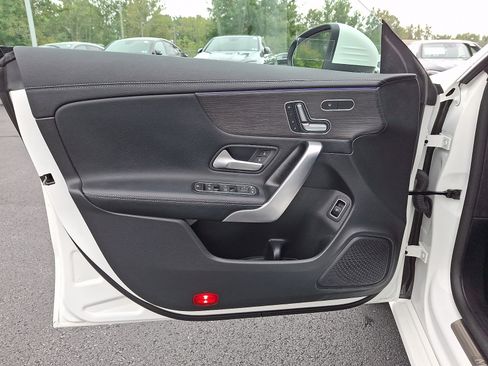 Certified 2023 Mercedes-Benz CLA 250 4MATIC image 13