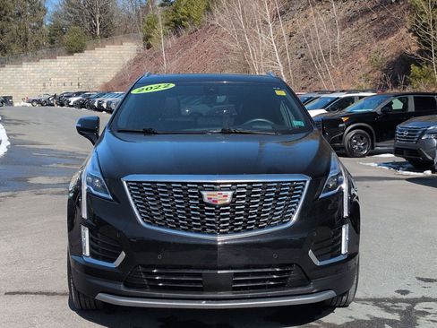 Used 2022 Cadillac XT5 Premium Luxury w/ Technology Package image 2