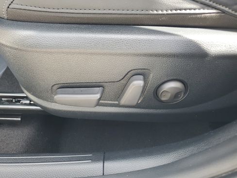 Used 2024 Kia Seltos EX image 12