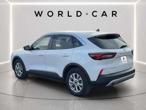Used 2023 Ford Escape Active FWD image 5