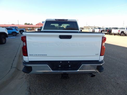 Used 2025 Chevrolet Silverado 2500 LT w/ Convenience Package image 4