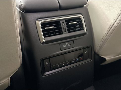 New 2026 MAZDA CX-70 3.3 Turbo w/ Preferred Package AWD/4WD image 34