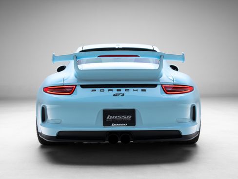 Used 2015 Porsche 911 GT3 w/ Sound Package Plus image 26