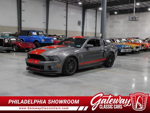 Used 2014 Ford Mustang Shelby GT500 w/ Equipment Group 821A image 1