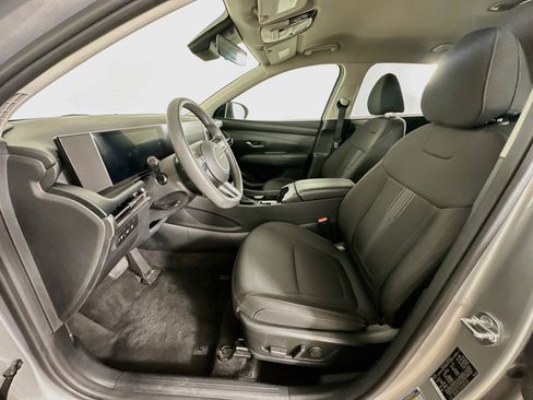 Used 2025 Hyundai Tucson SEL AWD/4WD image 13