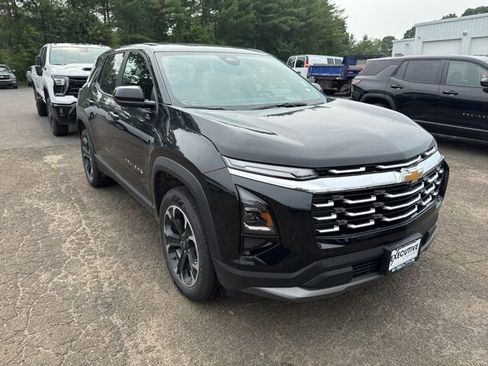 New 2026 Chevrolet Equinox LT w/ LPO, Floor Liner Package AWD/4WD image 7