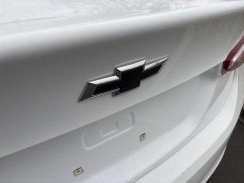 Used 2023 Chevrolet Malibu LT image 48