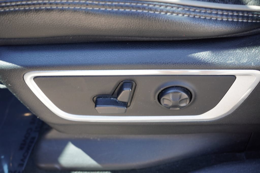Used 2021 RAM 1500 Laramie AWD/4WD image 24