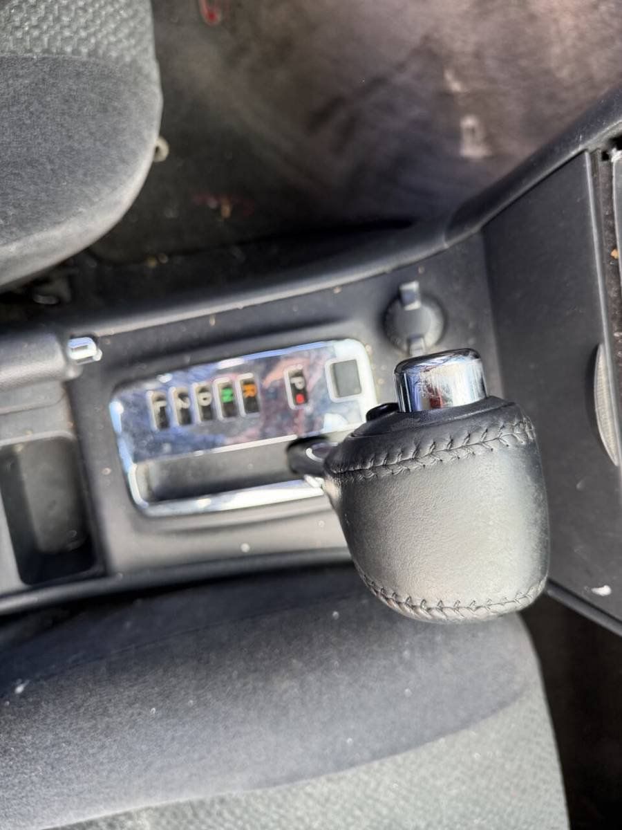 Used 2003 Toyota Corolla CE FWD image 36