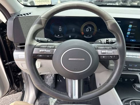 Used 2024 Hyundai Kona SEL FWD image 39