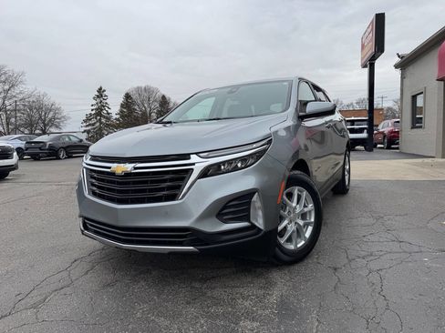 Used 2024 Chevrolet Equinox LT w/ LPO, Floor Liner Package image 2