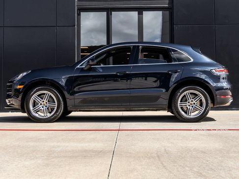 Certified 2020 Porsche Macan S AWD/4WD image 2