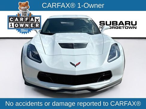Used 2019 Chevrolet Corvette Z06 RWD image 2