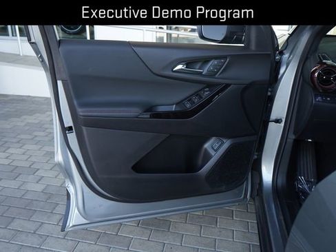 Used 2026 Chevrolet Equinox RS w/ Convenience Package III FWD image 15