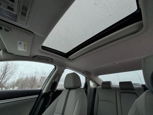 Used 2019 Honda Civic EX image 16