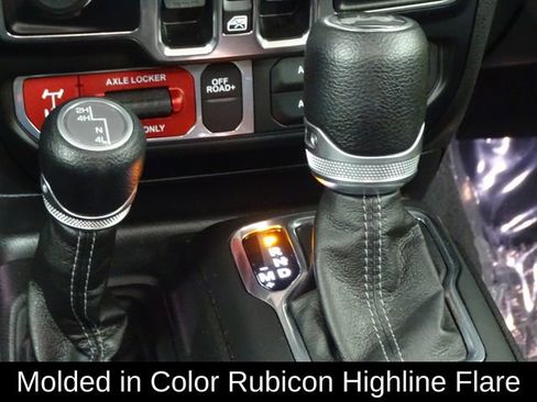 Used 2024 Jeep Wrangler Willys image 35