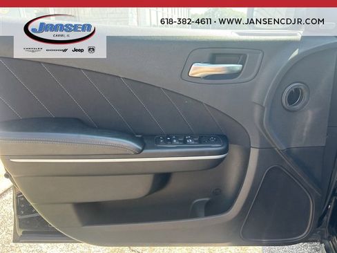 Used 2023 Dodge Charger SXT image 10