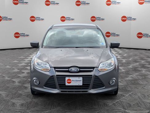 Used 2012 Ford Focus SE FWD image 2